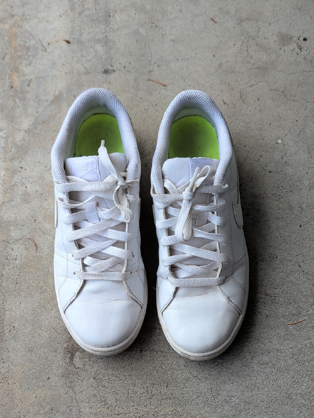 Nike Women’s White Leather Low-Top Sneakers